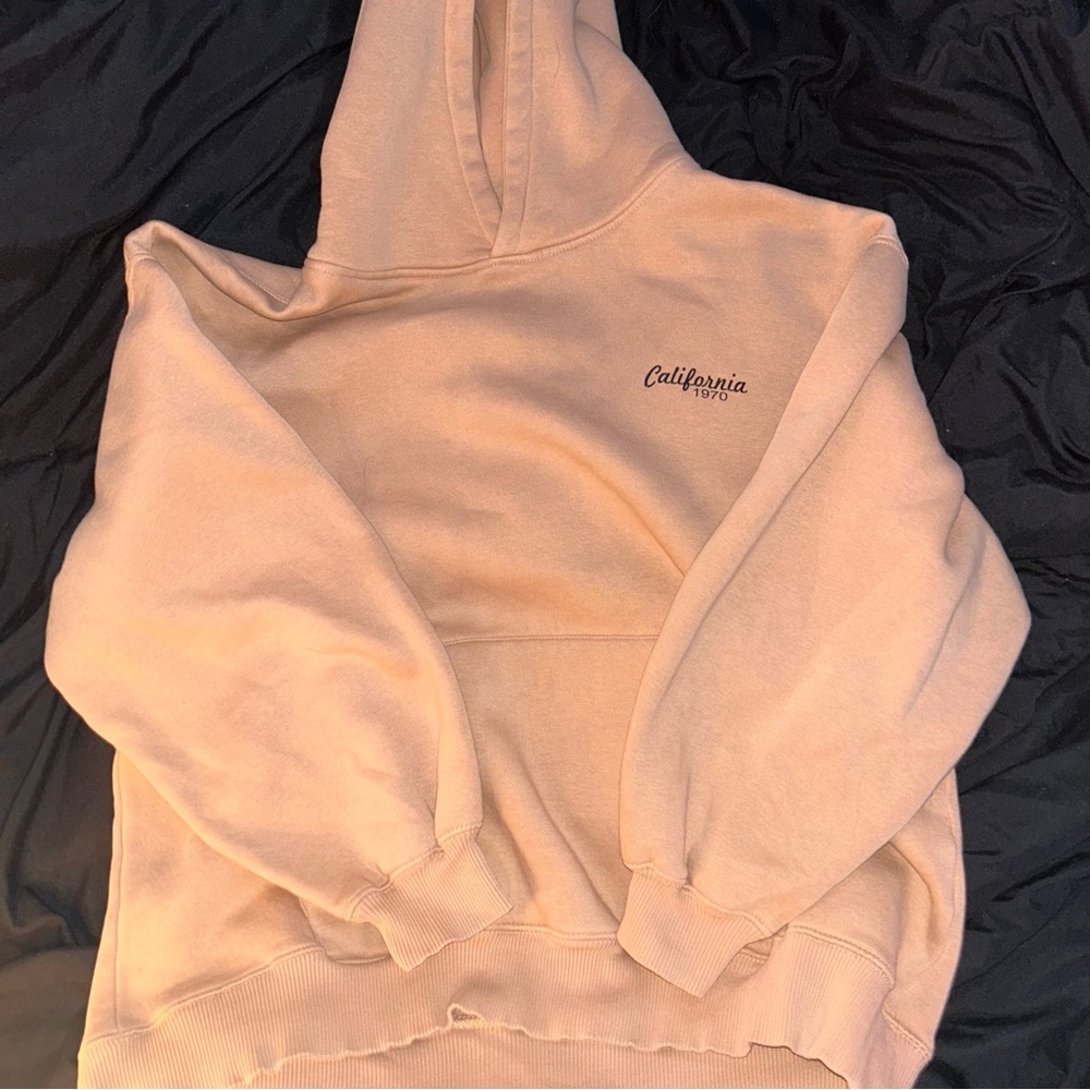 Zara Women's Beige Hoodie Sweater